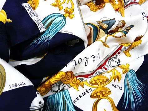 plumes et grelots hermes scarf|Plumes et Grelots, Julia Abadie, 1995 – The World of Hermes© .